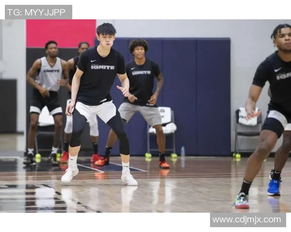 篮网全队合练备战季后赛，主教练信心十足