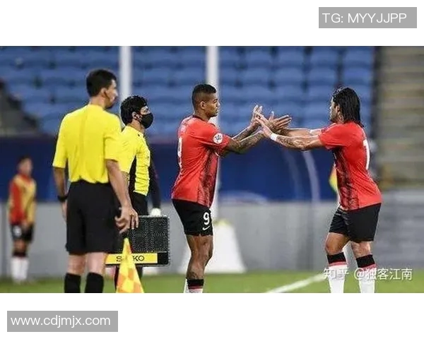 广州恒大与狼堡激战正酣谁能在亚冠赛场上笑到最后