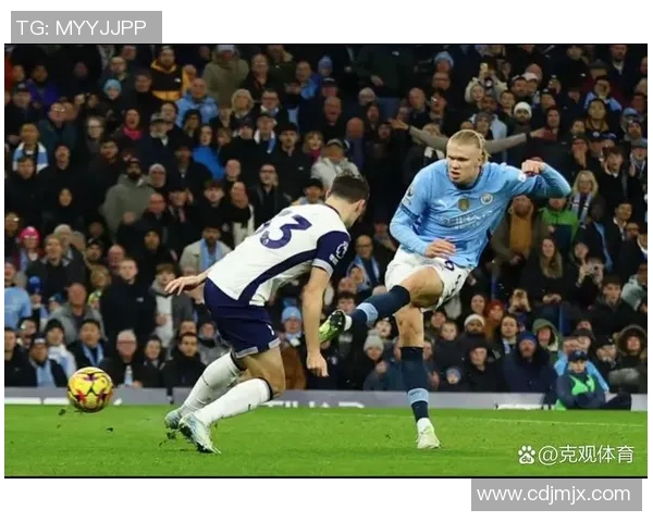 曼城主场迎战热刺争夺英超关键三分激战即将上演 曼城主场迎战热刺争夺英超关键三分激战即将上演