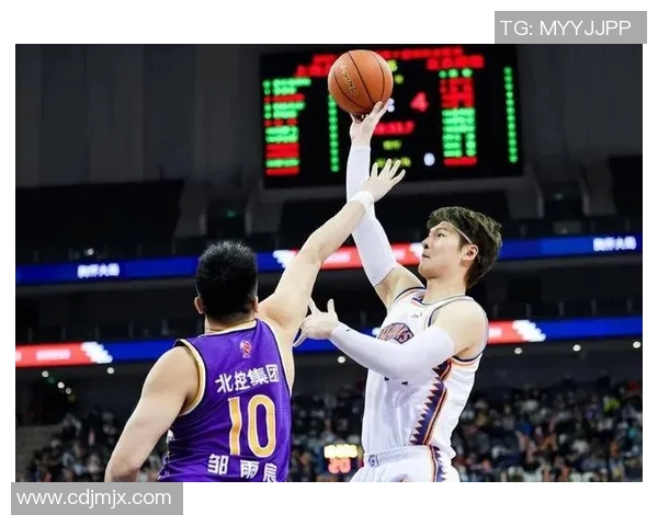 金泽与德岛激战正酣比赛结果揭晓引发球迷热议 金泽与德岛激战正酣比赛结果揭晓引发球迷热议