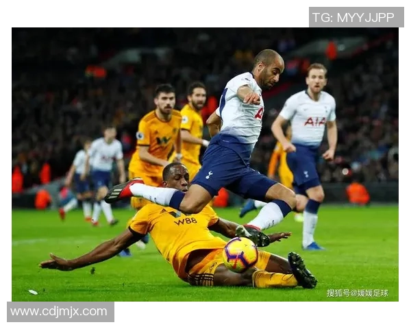 现在足球比赛直播在线看轻松享受精彩赛事不容错过的实时体验 现在足球比赛直播在线看轻松享受精彩赛事不容错过的实时体验